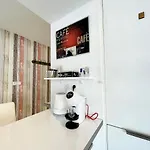 Maria Cannes